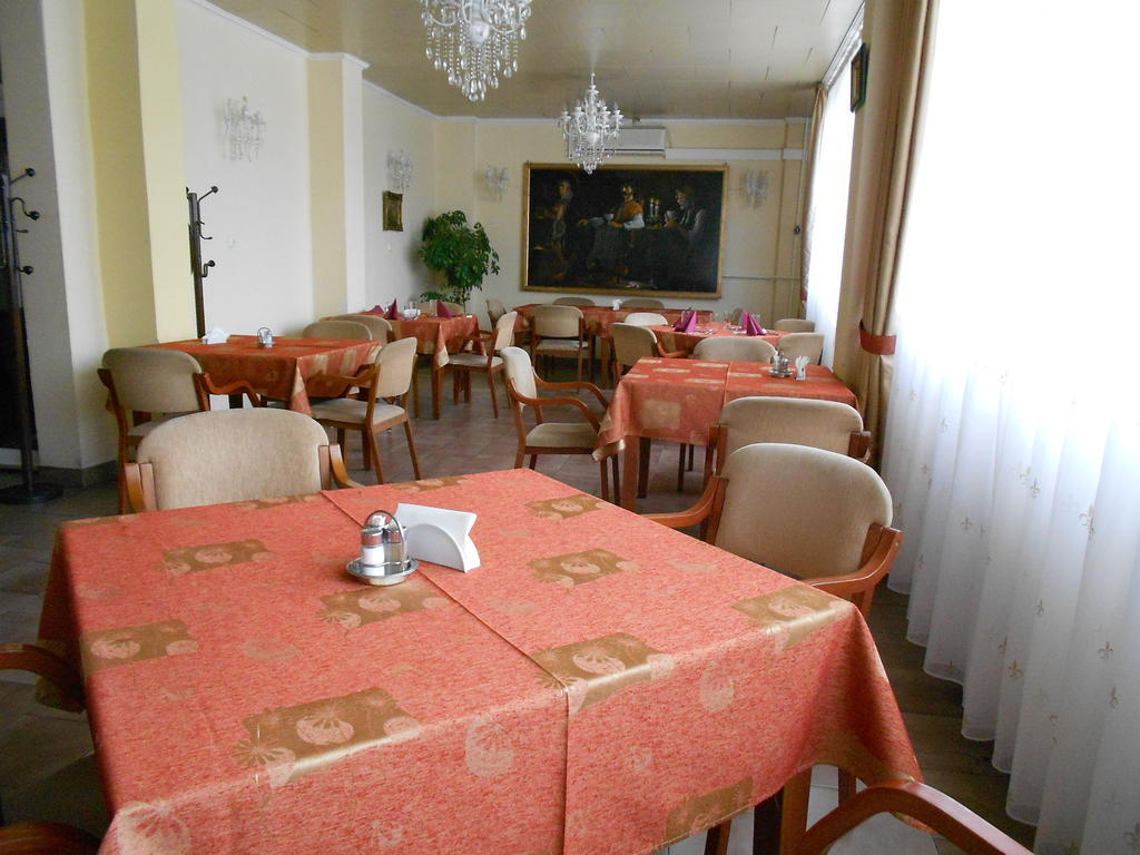 בודפשט Hotel Seni Studium מראה חיצוני תמונה